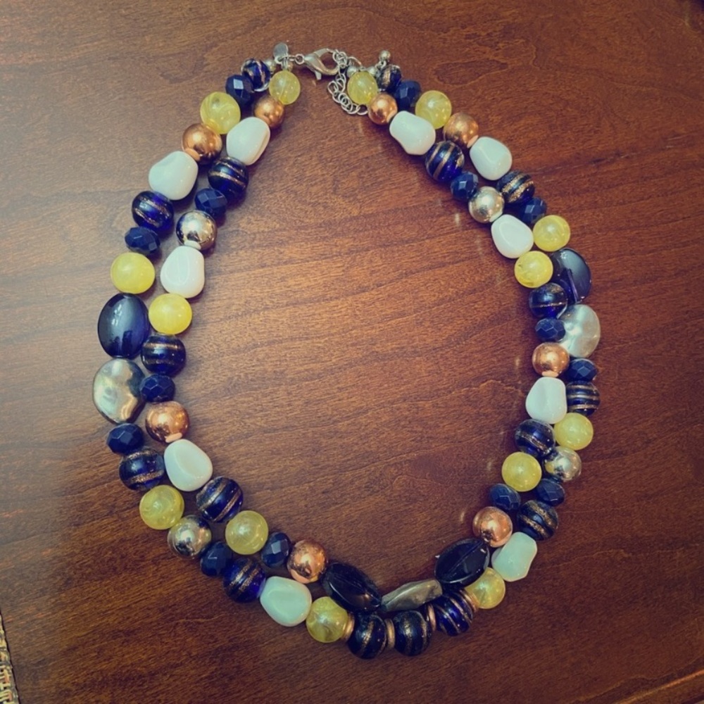 Statement necklace